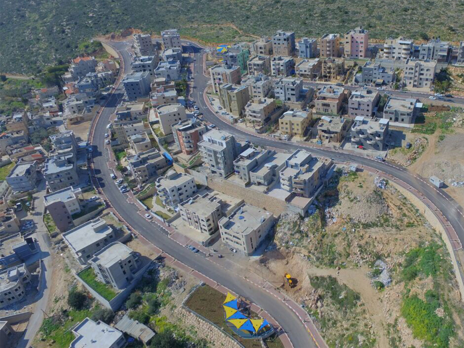 Northern Neighborhood, Kofer Manda